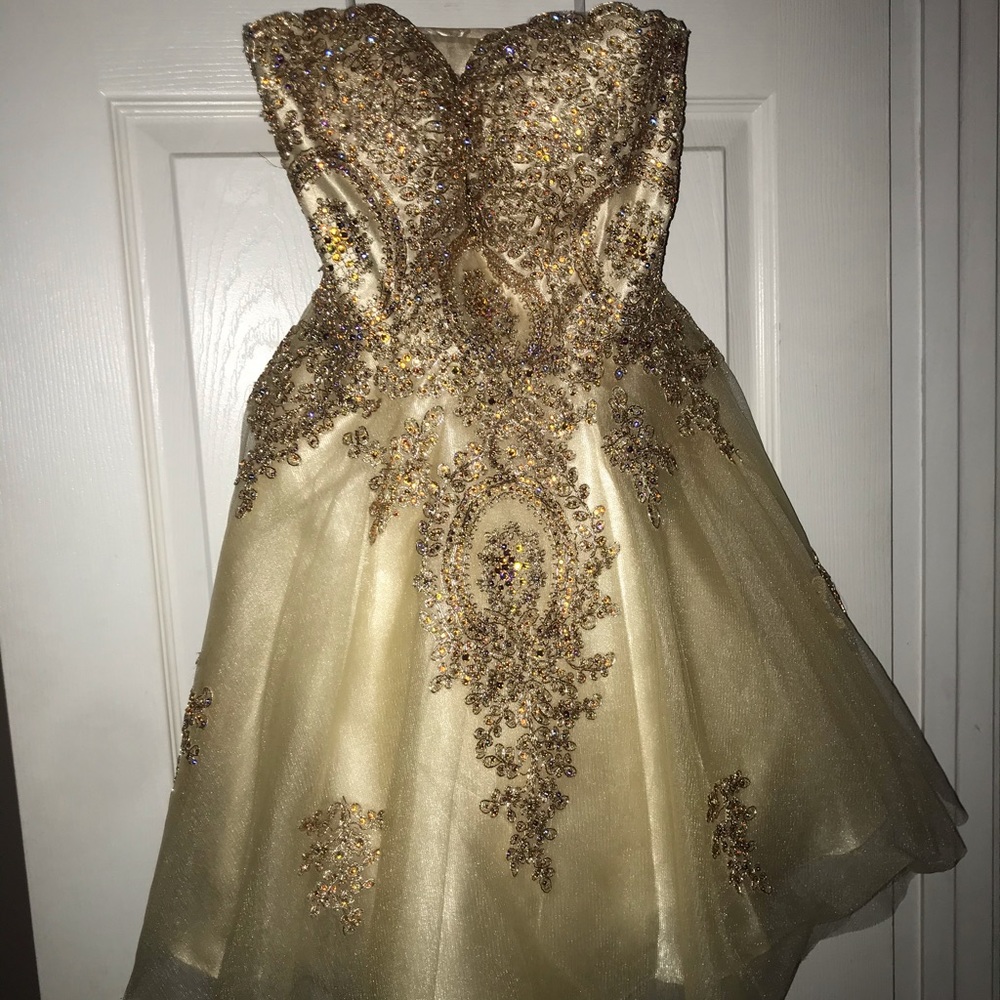 Strapless dress